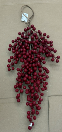 Christmas berry branch | Wholesale flowers, plants and supplies Christmas berry branch