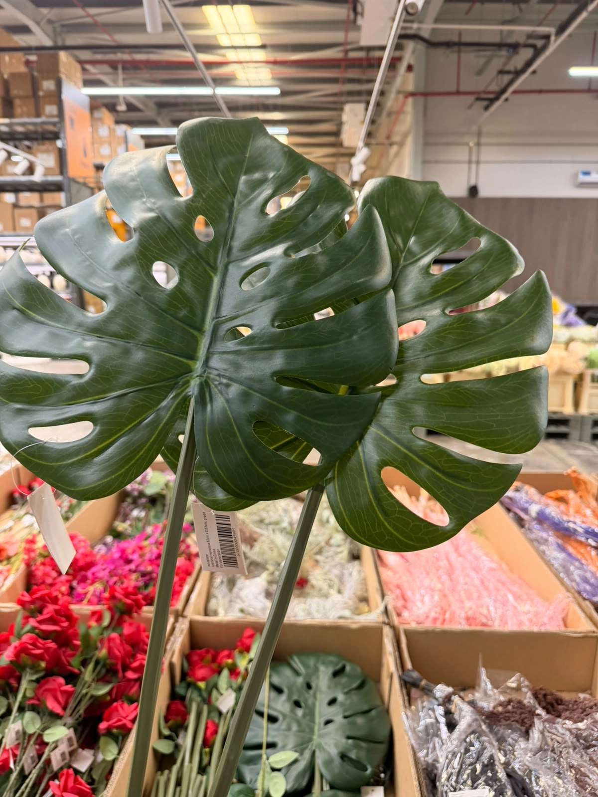 Artificial monstera