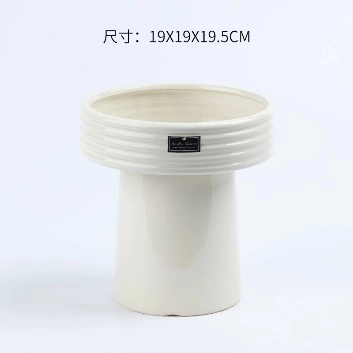 Ceramic pot on leg | Wholesale flowers, plants and supplies Ceramic pot on leg