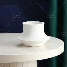 Ceramic flower pot plain