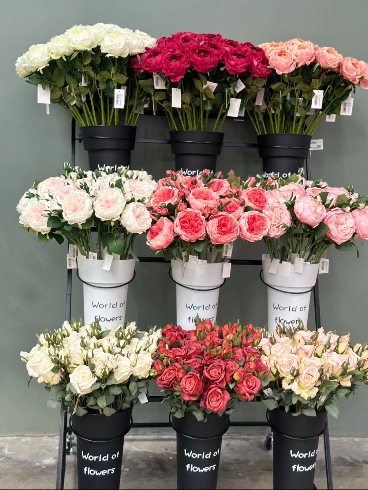 Bucket stand | Wholesale flowers, plants and supplies Bucket stand